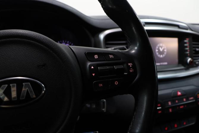 Kia Sorento III Prime Рестайлинг с пробегом 2017 года, цена 2 793 000 рублей, 55287 км, внедорожник, Автокод Объявления