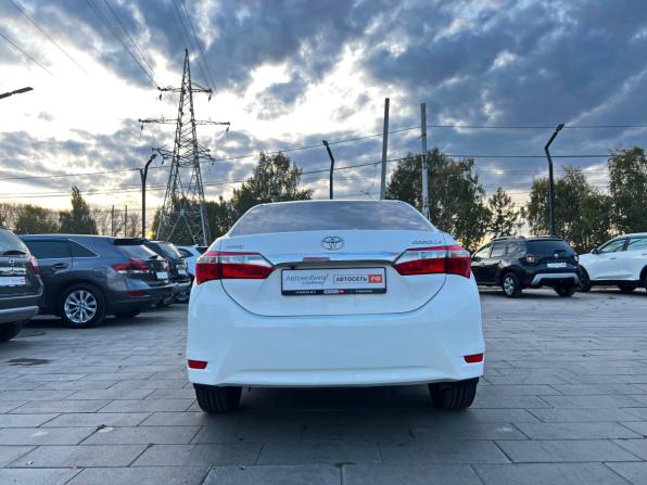 Toyota Corolla XI (E160 E170 E180) с пробегом 2013 года, цена 1 280 000 рублей, 125645 км, седан, Автокод Объявления