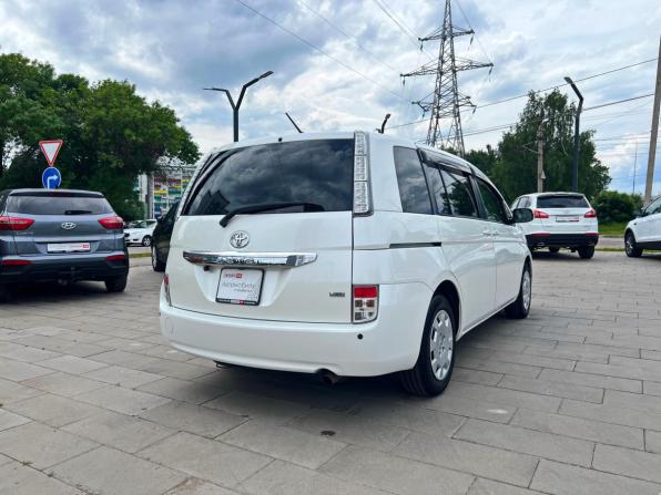 Toyota ISis I Рестайлинг с пробегом 2013 года, цена 1 514 000 рублей, 93472 км, минивэн, Автокод Объявления