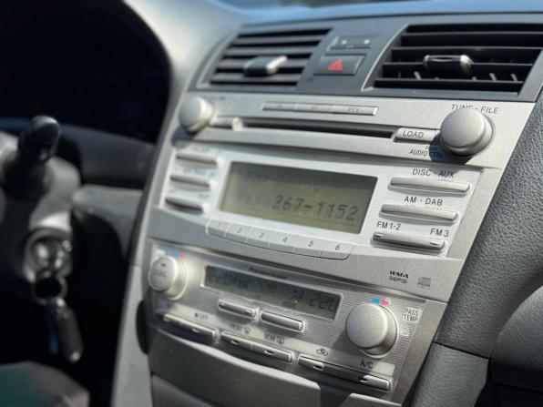 Toyota Camry VI (XV40) Рестайлинг с пробегом 2011 года, цена 1 145 000 рублей, 258000 км, седан, Автокод Объявления