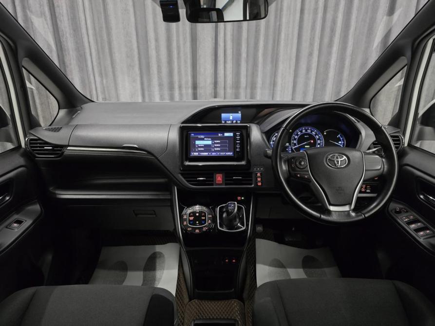 Toyota Esquire I Красноярск  - изображение 12