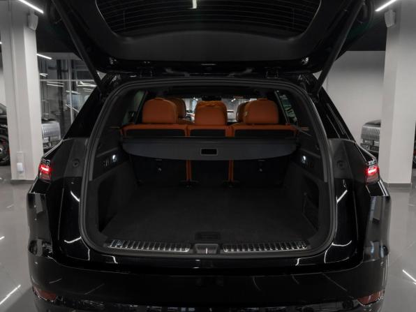 Li Auto (Lixiang) L7 I Рестайлинг с пробегом 2025 года, цена 7 980 000 рублей, 50 км, внедорожник, Автокод Объявления