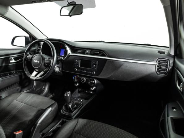 Kia Rio IV Рестайлинг с пробегом 2021 года, цена 1 179 777 рублей, 152009 км, хэтчбек, Автокод Объявления