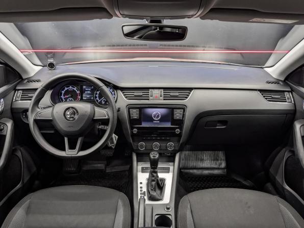 Skoda Octavia III (A7) Рестайлинг с пробегом 2019 года, цена 1 890 000 рублей, 66632 км, лифтбек, Автокод Объявления