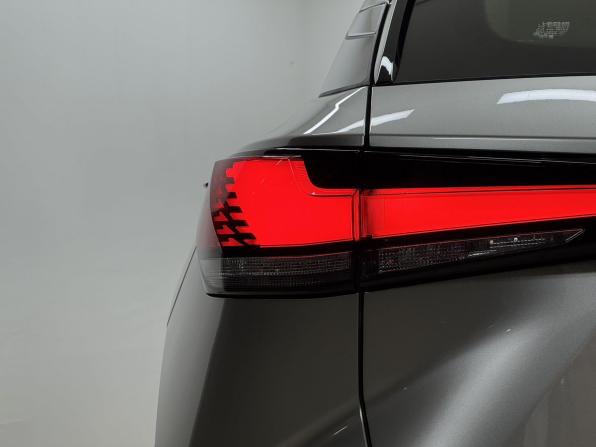 Lexus RX V с пробегом 2025 года, цена 7 740 000 рублей, 23 км, внедорожник, Автокод Объявления