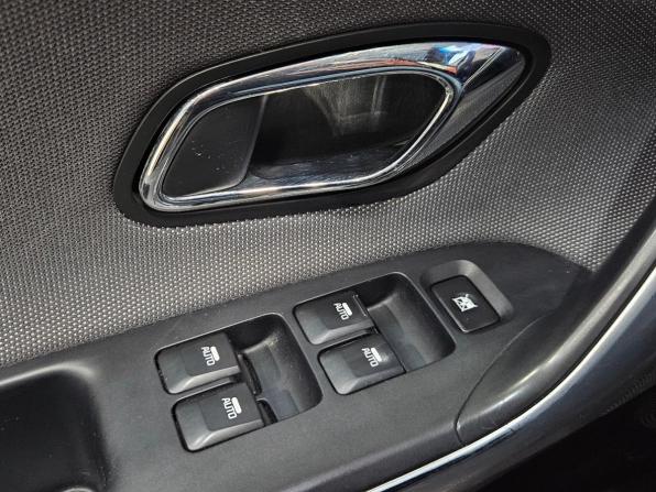 Kia Ceed II с пробегом 2015 года, цена 915 000 рублей, 196982 км, хэтчбек, Автокод Объявления