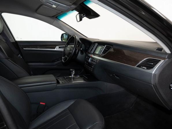 Genesis G80 I с пробегом 2018 года, цена 2 488 000 рублей, 131324 км, седан, Автокод Объявления