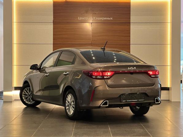 Kia Rio IV Рестайлинг с пробегом 2022 года, цена 1 699 900 рублей, 67765 км, седан, Автокод Объявления