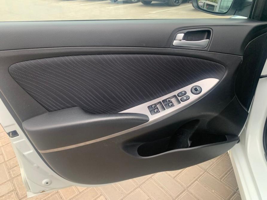 Hyundai Solaris I Рестайлинг Астрахань  - изображение 17