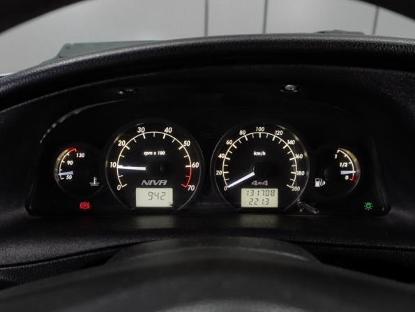 Chevrolet Niva I Рестайлинг с пробегом 2018 года, цена 720 000 рублей, 131708 км, внедорожник, Автокод Объявления