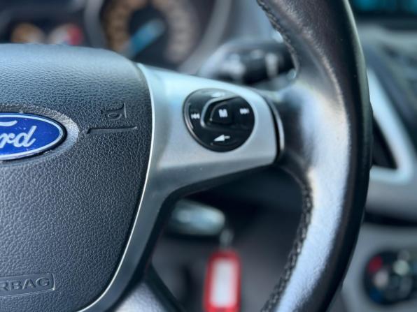 Ford Focus III с пробегом 2013 года, цена 730 000 рублей, 176800 км, хэтчбек, Автокод Объявления