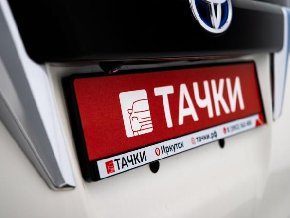 Toyota Esquire I Рестайлинг с пробегом 2017 года, цена 2 200 000 рублей, 207366 км, минивэн, Автокод Объявления