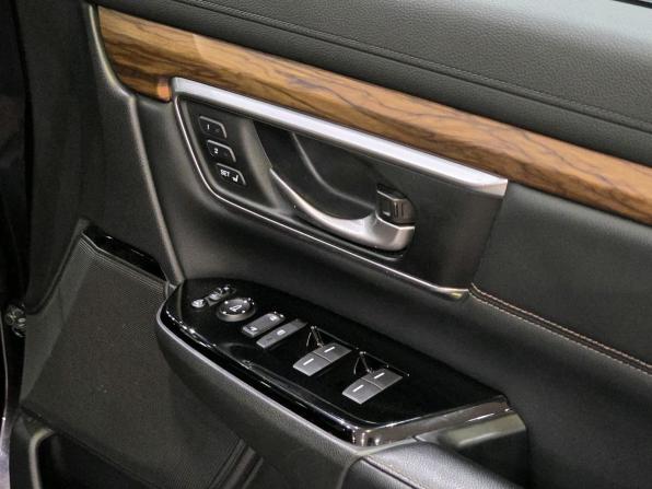 Honda CR-V V с пробегом 2019 года, цена 2 592 000 рублей, 64913 км, внедорожник, Автокод Объявления