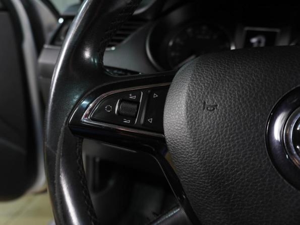 Skoda Octavia III (A7) с пробегом 2014 года, цена 1 369 000 рублей, 171061 км, лифтбек, Автокод Объявления