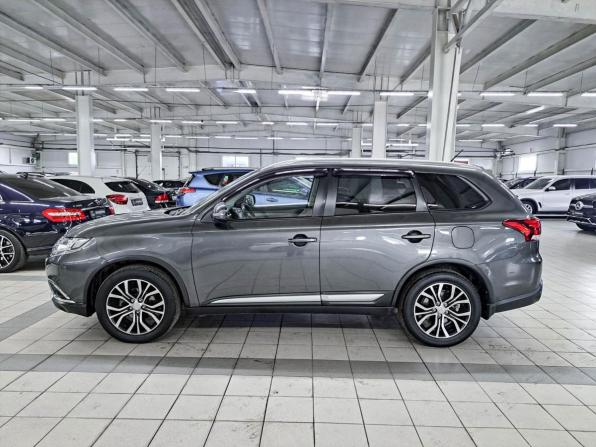 Mitsubishi Outlander III Рестайлинг 2 с пробегом 2015 года, цена 1 750 000 рублей, 141200 км, внедорожник, Автокод Объявления