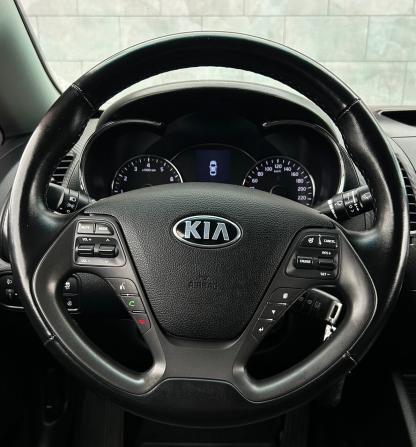 Kia Cerato III с пробегом 2013 года, цена 1 099 000 рублей, 212803 км, седан, Автокод Объявления