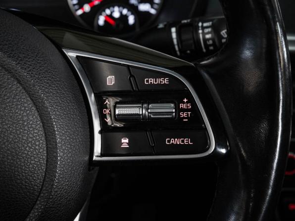 Kia Optima IV Рестайлинг с пробегом 2019 года, цена 1 680 000 рублей, 70725 км, седан, Автокод Объявления