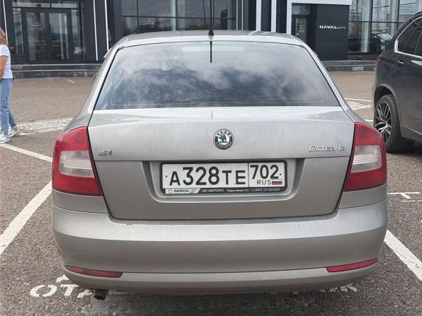 Skoda Octavia II (A5) Рестайлинг с пробегом 2011 года, цена 540 000 рублей, 270000 км, лифтбек, Автокод Объявления