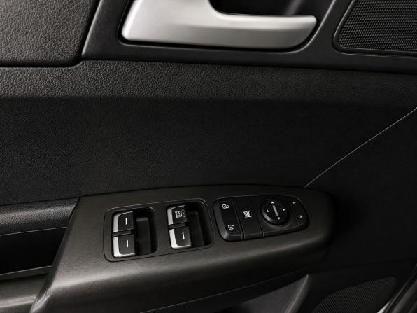 Kia Sportage IV с пробегом 2018 года, цена 1 699 000 рублей, 139000 км, внедорожник, Автокод Объявления