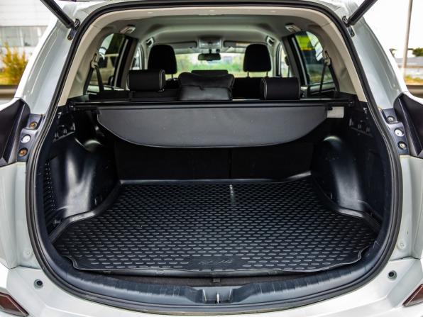 Toyota RAV4 IV (XA40) Рестайлинг с пробегом 2019 года, цена 2 468 000 рублей, 109100 км, внедорожник, Автокод Объявления
