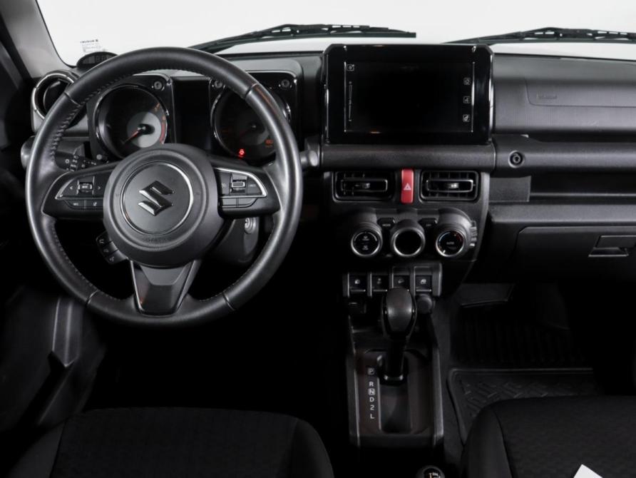 Suzuki Jimny IV Москва  - изображение 12