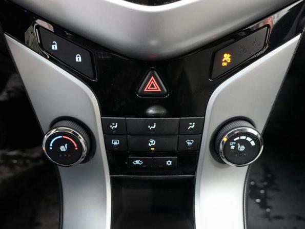 Chevrolet Cruze I с пробегом 2012 года, цена 855 000 рублей, 150000 км, хэтчбек, Автокод Объявления