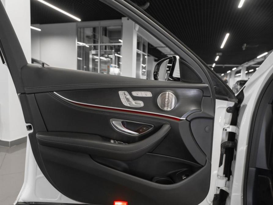 Mercedes-Benz E-Класс V (W213 S213 C238) Рестайлинг Москва  - изображение 23