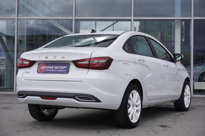 Lada (ВАЗ) Vesta I Рестайлинг (NG) с пробегом 2024 года, цена 1 359 000 рублей, 22000 км, седан, Автокод Объявления