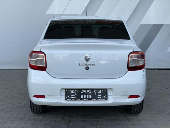 Renault Logan II с пробегом 2018 года, цена 385 000 рублей, 230382 км, седан, Автокод Объявления