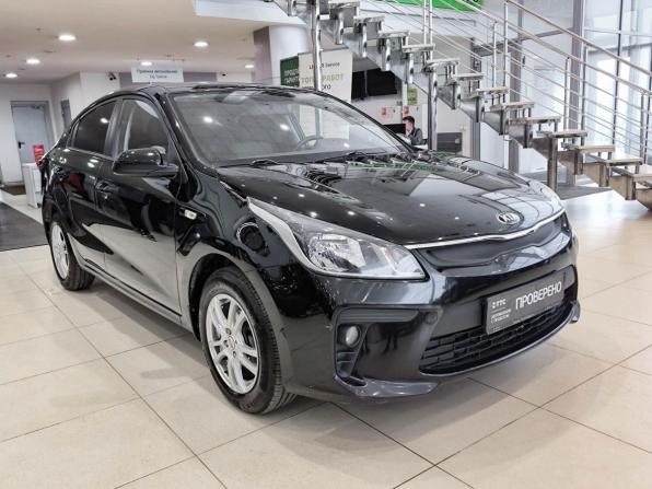 Kia Rio IV с пробегом 2018 года, цена 1 380 000 рублей, 132721 км, седан, Автокод Объявления