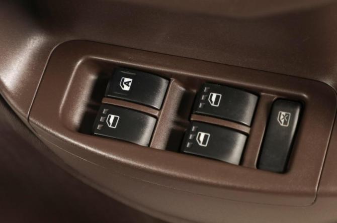Toyota Passo II (C30) с пробегом 2015 года, цена 759 000 рублей, 61000 км, хэтчбек, Автокод Объявления