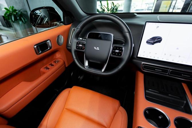 Новый Li Auto (Lixiang) L6 2025 года, цена 8 422 440 рублей, внедорожник, Автокод Объявления