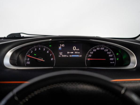 Toyota Sienta II Рестайлинг с пробегом 2021 года, цена 1 585 000 рублей, 45281 км, компактвэн, Автокод Объявления