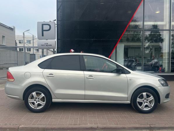 Volkswagen Polo V с пробегом 2014 года, цена 517 000 рублей, 195000 км, седан, Автокод Объявления