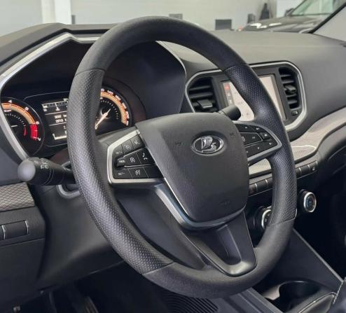 Lada (ВАЗ) Vesta I Рестайлинг (NG) с пробегом 2023 года, цена 1 349 000 рублей, 30400 км, седан, Автокод Объявления