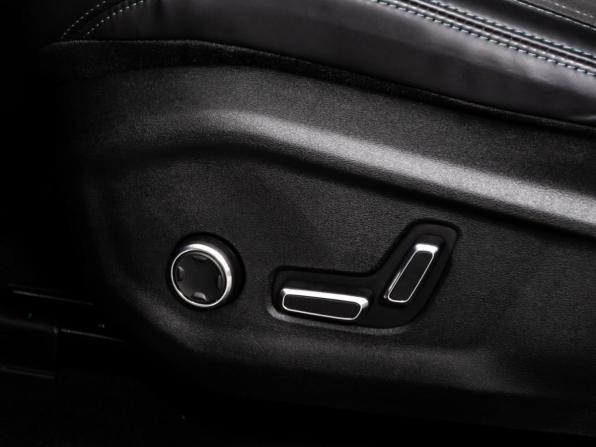 Geely Monjaro I Рестайлинг с пробегом 2025 года, цена 3 898 000 рублей, 23700 км, внедорожник, Автокод Объявления