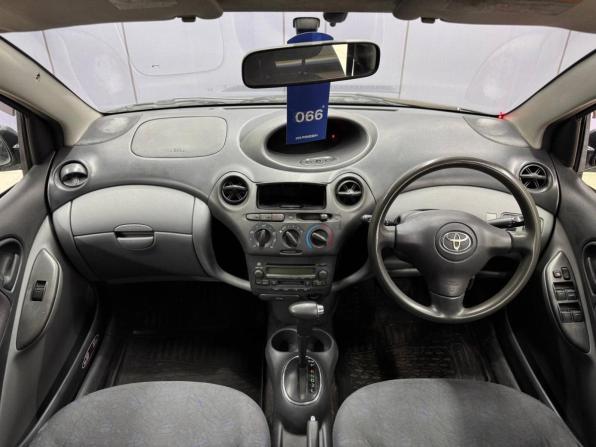 Toyota Vitz I (P10) с пробегом 2002 года, цена 449 000 рублей, 219249 км, хэтчбек, Автокод Объявления