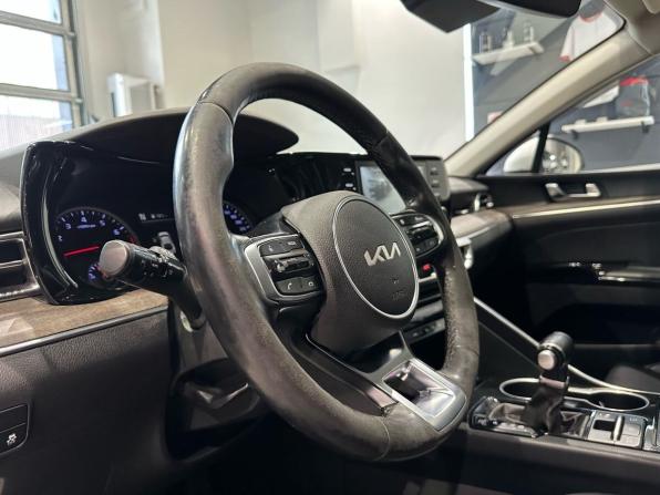 Kia K5 III с пробегом 2021 года, цена 1 380 000 рублей, 443656 км, седан, Автокод Объявления