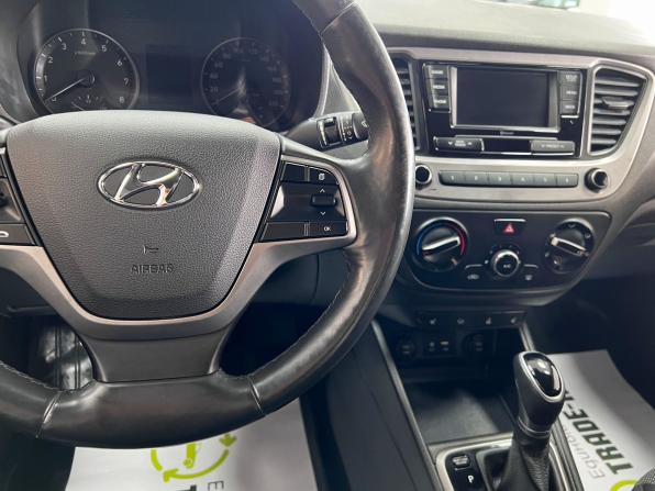 Hyundai Solaris II с пробегом 2018 года, цена 1 395 000 рублей, 143922 км, седан, Автокод Объявления
