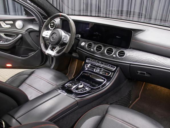 Mercedes-Benz E-Класс AMG V (W213) с пробегом 2020 года, цена 5 286 412 рублей, 97409 км, седан, Автокод Объявления
