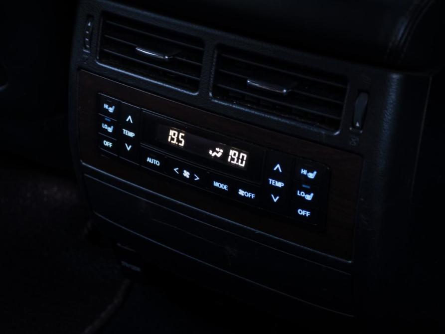 Toyota Land Cruiser 200 Series Рестайлинг 2 Москва  - изображение 21