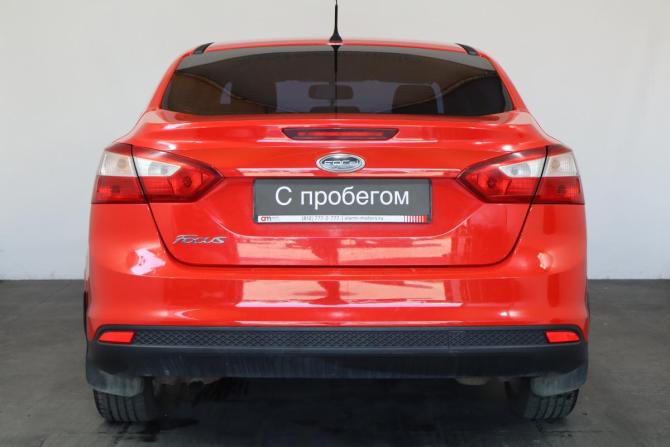 Ford Focus III с пробегом 2013 года, цена 649 000 рублей, 200000 км, седан, Автокод Объявления