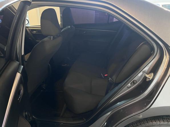 Toyota Corolla XI (E160 E170 E180) с пробегом 2013 года, цена 926 000 рублей, 237480 км, седан, Автокод Объявления