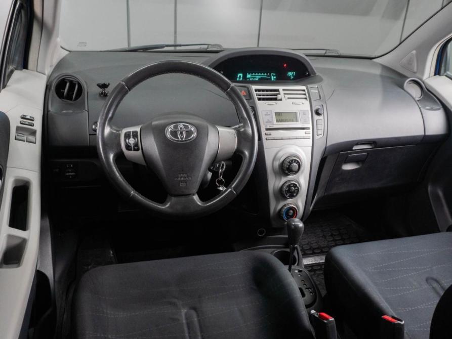Toyota Yaris II Тюмень  - изображение 6