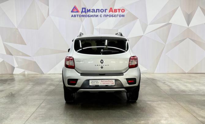 Renault Sandero II с пробегом 2017 года, цена 990 000 рублей, 54243 км, хэтчбек, Автокод Объявления