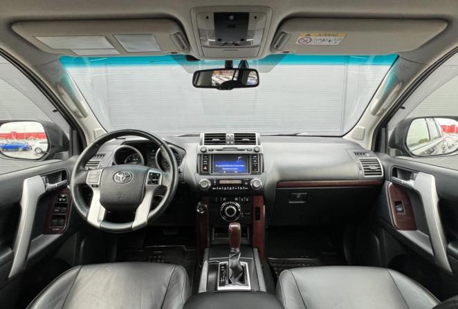 Toyota Land Cruiser Prado 150 Series Рестайлинг 1 с пробегом 2016 года, цена 4 190 000 рублей, 136722 км, внедорожник, Автокод Объявления