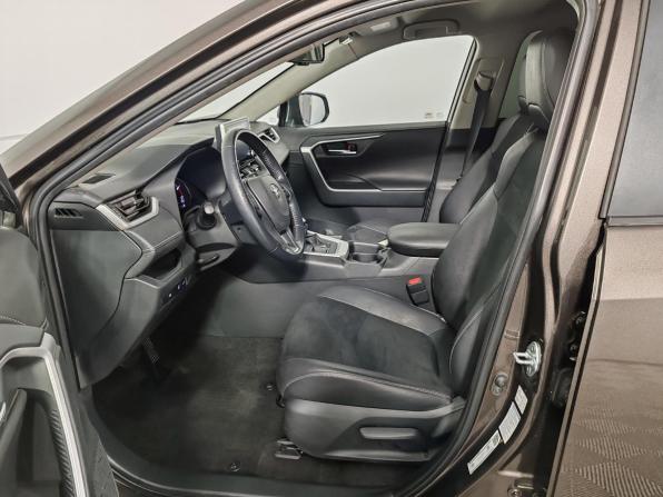 Toyota RAV4 V (XA50) с пробегом 2021 года, цена 2 749 000 рублей, 122309 км, внедорожник, Автокод Объявления