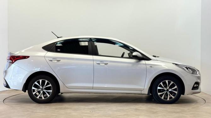 Hyundai Solaris II с пробегом 2017 года, цена 1 285 000 рублей, 108179 км, седан, Автокод Объявления