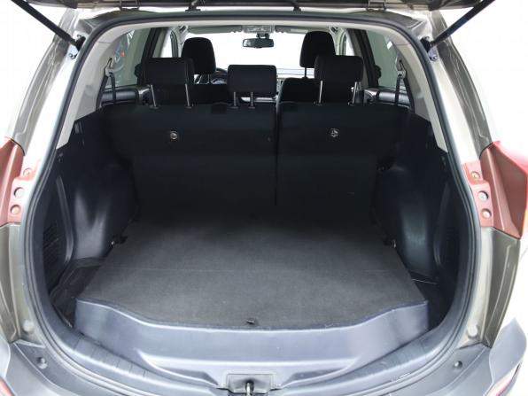 Toyota RAV4 IV (XA40) с пробегом 2013 года, цена 1 790 000 рублей, 154270 км, внедорожник, Автокод Объявления
