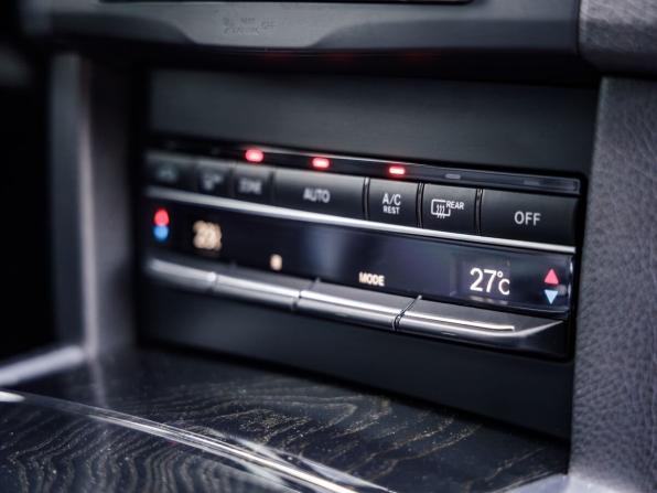Mercedes-Benz E-Класс IV (W212 S212 C207) Рестайлинг с пробегом 2015 года, цена 1 698 000 рублей, 226907 км, седан, Автокод Объявления